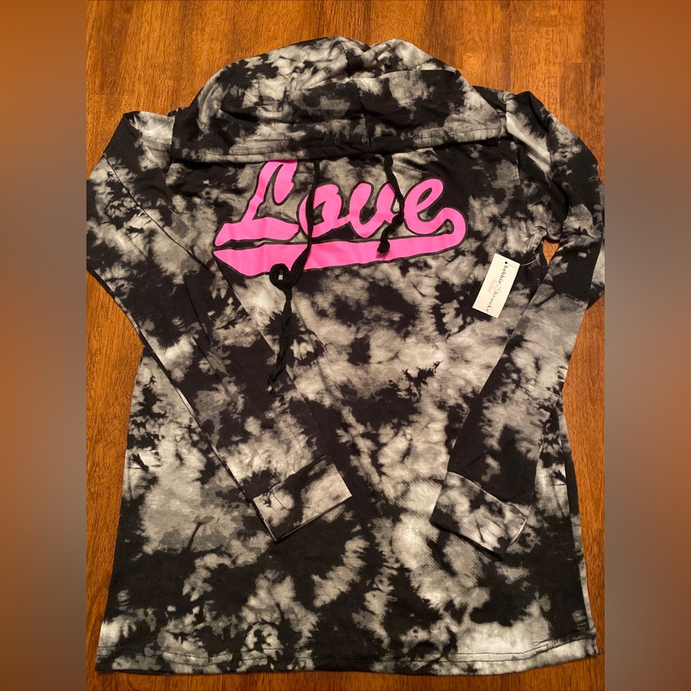 Bobbie Brooks Women's Tie Dye LOVE Hooded Sweatshirt Black/White